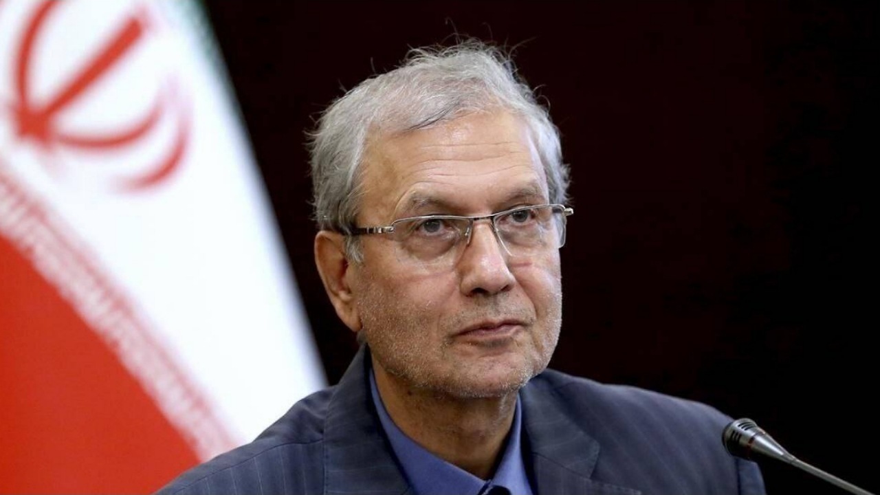 در کنار هم با تدبیر از این لحظات سخت تاریخی، بدون تردید پیروزمندانه عبور خواهیم کرد