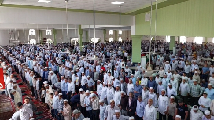 طنین شعار مرگ بر آمریکا و مرگ بر اسرائیل در مصلی اهل سنت گنبدکاووس