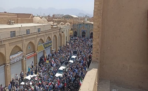 راهپیمایی مردم یزد در محکومیت جنایات اخیر صهیونیستی+فیلم
