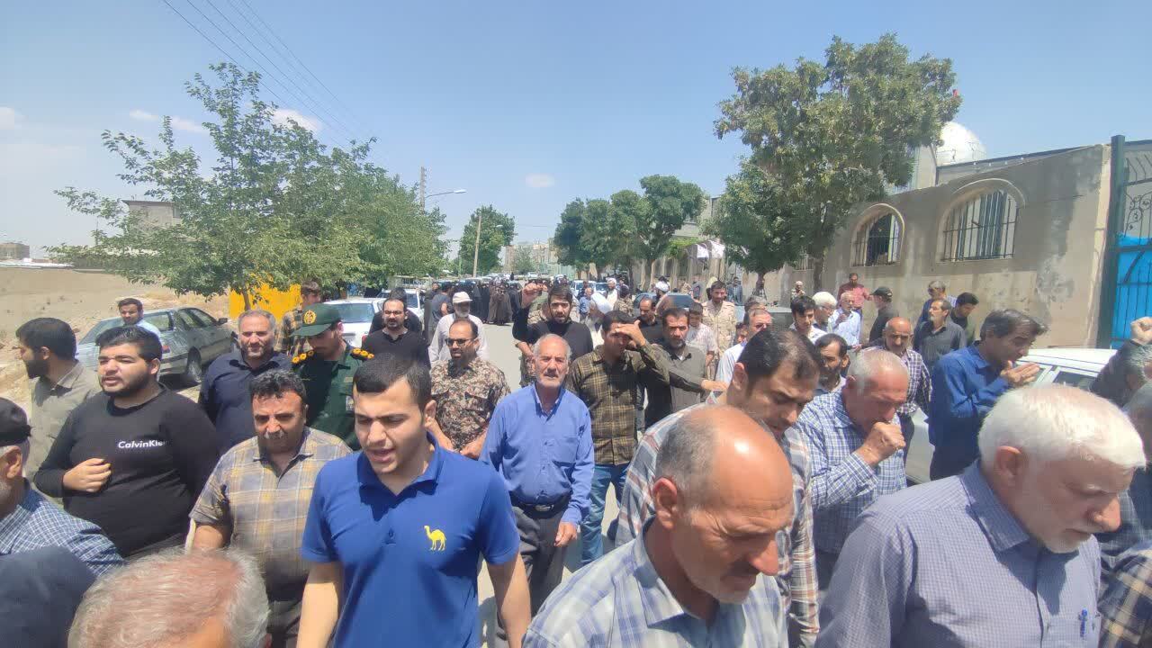 راهپیمایی صالح آبادیها در محکومیت رژیم صهیونیستی راهپیمایی صالح آبادیها در محکومیت رژیم صهیونیستی