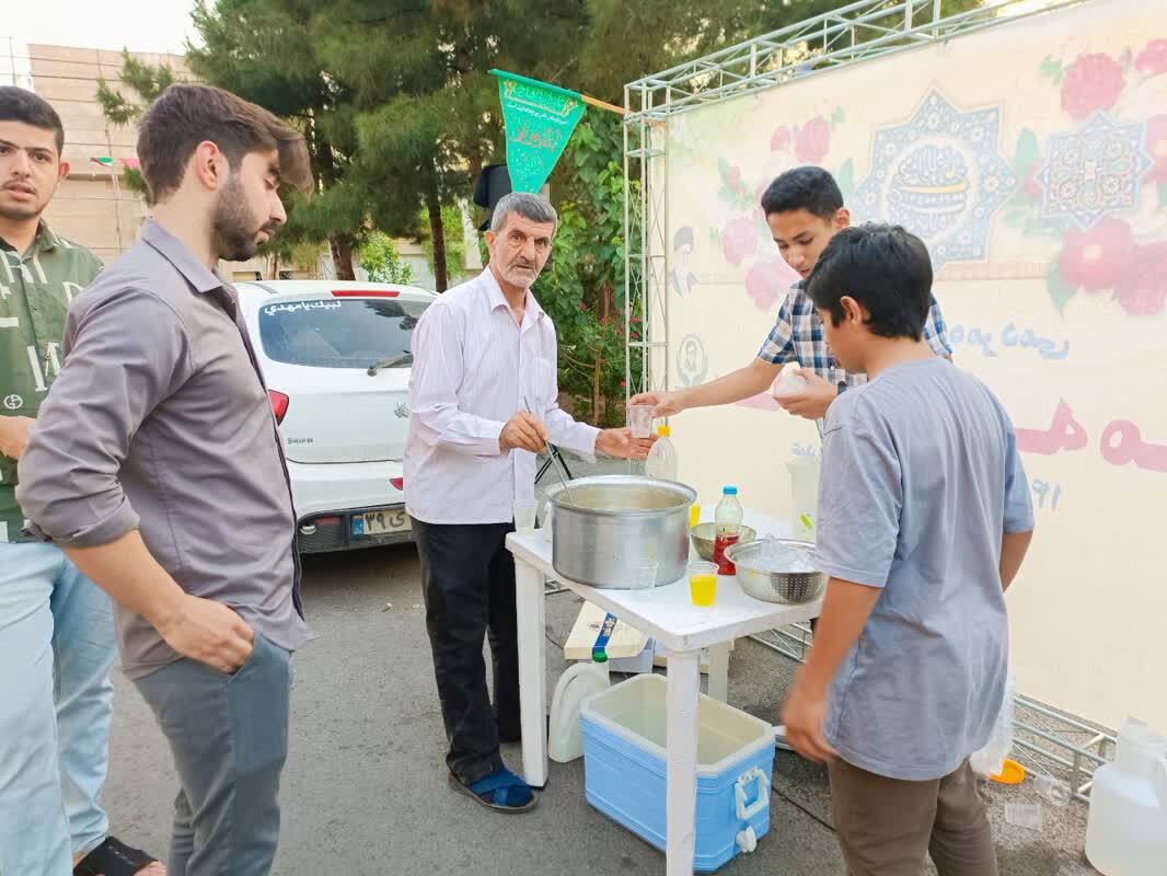 محله&zwnj;های قم، با شعار مرگ بر اسرائیل، میزبان &laquo;جشنواره مردمی سادات محلّه ما&raquo; شدند