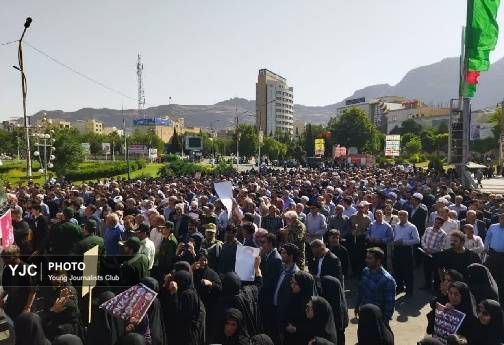 بدرقه باشکوه پیکر مطهر شهدای ولایت در لرستان + تصاویر
