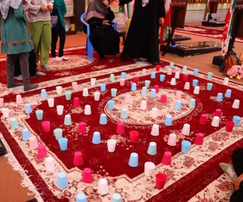 برگزاری جشن باشکوه دخترانه در گلزار شهدای لارستان برگزاری جشن باشکوه دخترانه در گلزار شهدای لارستان