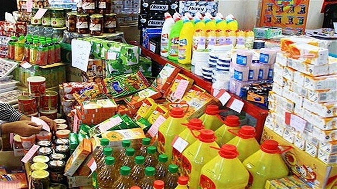 کالا‌های اساسی چندبرابر ظرفیت در بازار کرمان موجود است