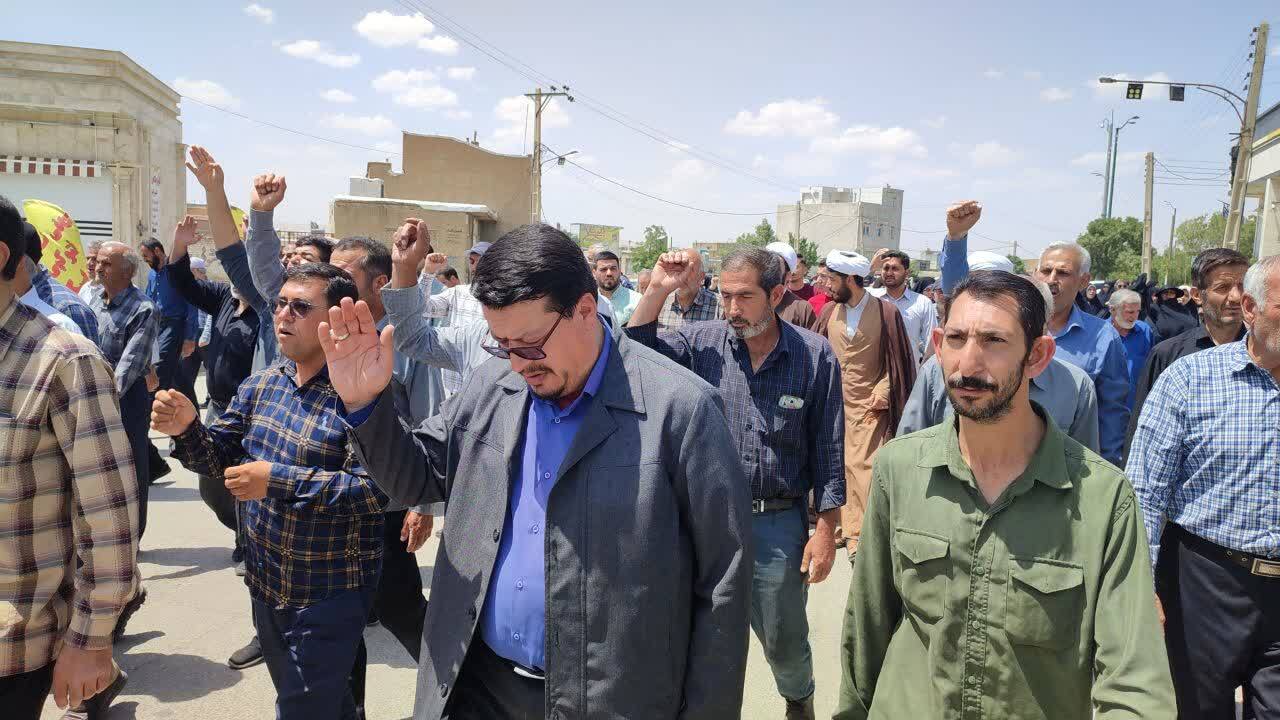 برگزاری مراسم راهپیمایی خشم و نصر در صالح آباد