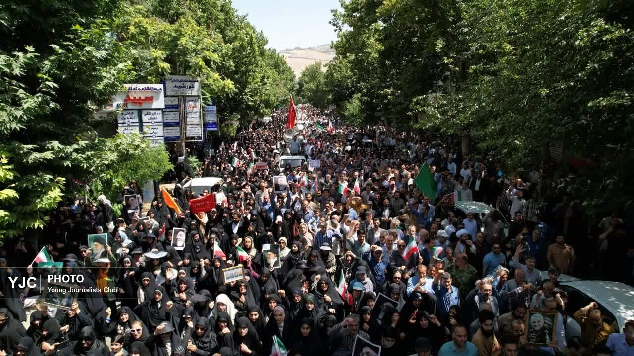 خروش جمعیت در راهپیمایی جمعه خشم شهرستان خرم آباد + فیلم و تصاویر