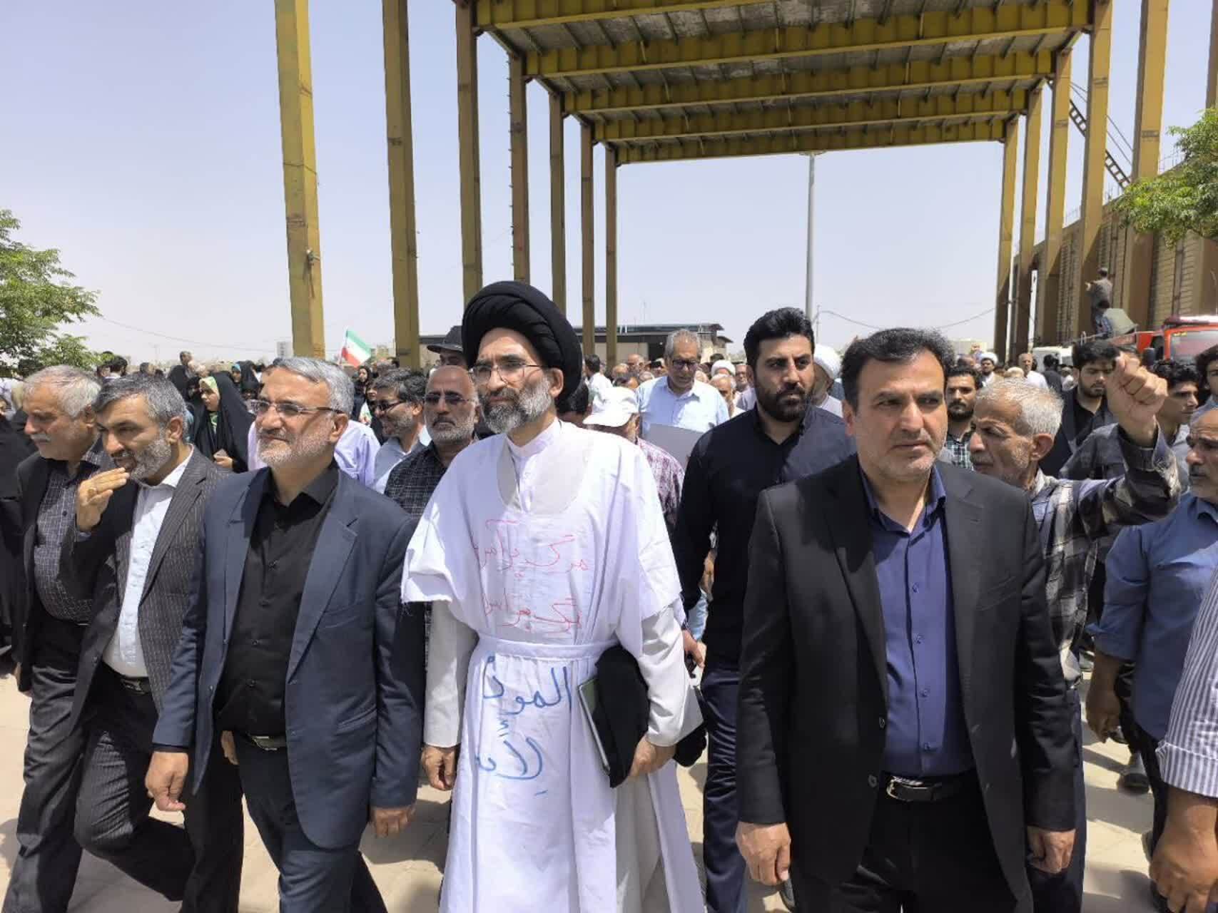 اجتماع با شکوه کاشانی&zwnj;ها در مراسم جمعه خشم