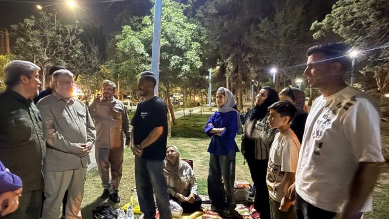 گفت‌وگوی میدانی استاندار تهران با شهروندان در جنوب پایتخت