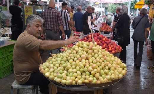 حال و هوای بازار رشت در آستانه فصل تابستان + تصاویر