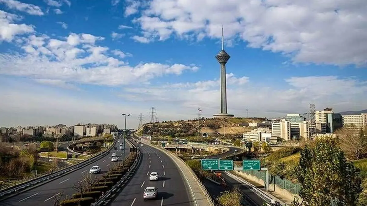 گزارش سی‌ان‌ان؛ جریان عادی زندگی در تهران پس از کاهش محدودیت‌های اینترنتی