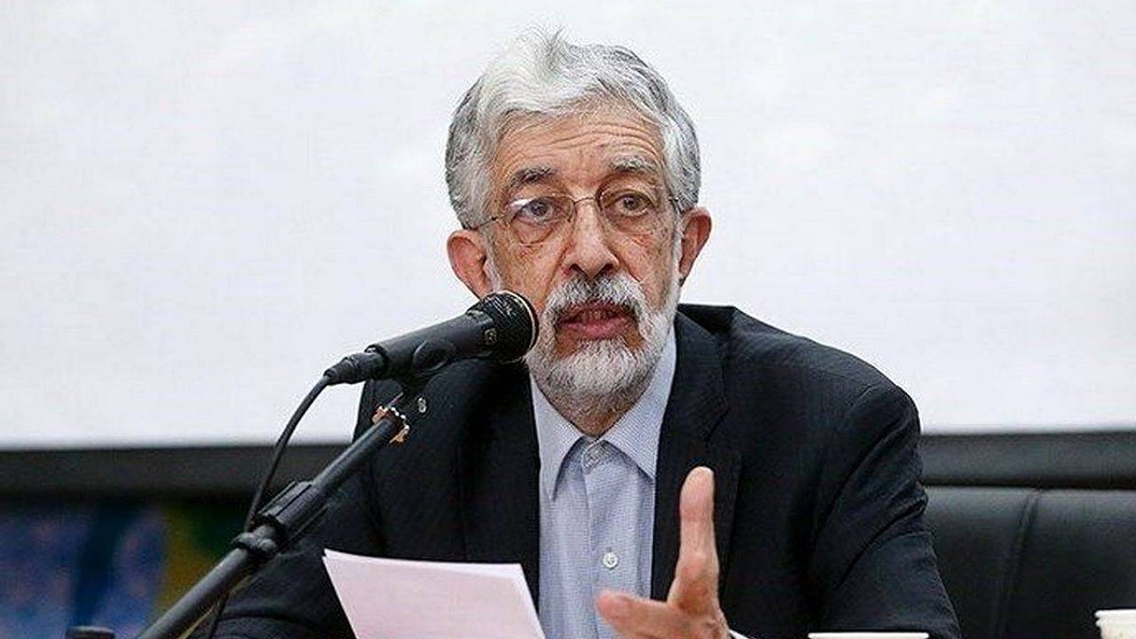 خدمت اساتید کرد مکمل زبان و ادبیات فارسی است