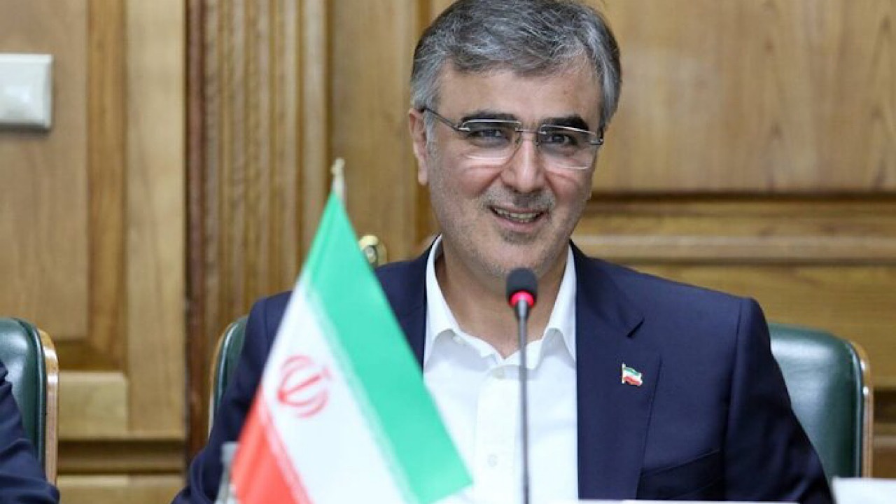 ایران و عمان در حال بررسی امکان ایجاد بانک مشترک و توسعه فعالیت‌های مالی مشترک هستند