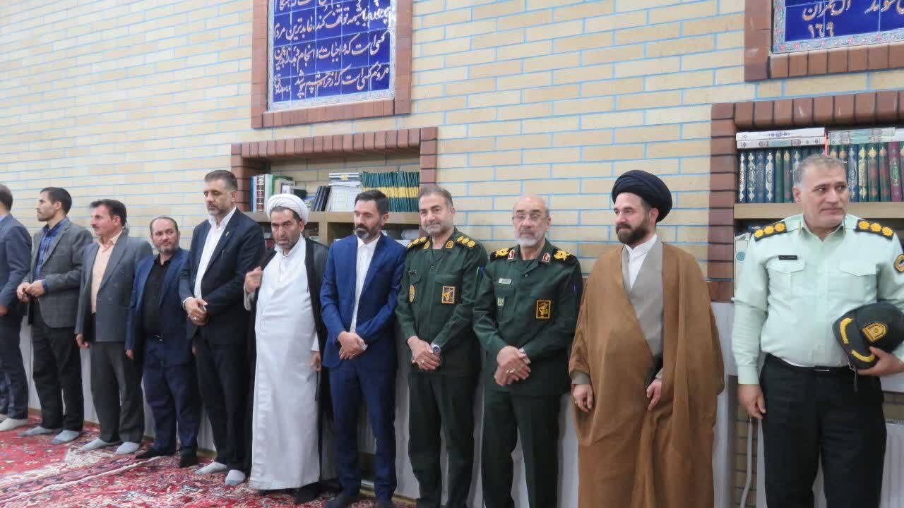 قابی خاطره انگیز از برگزاری مراسم یادواره شهدای هریس