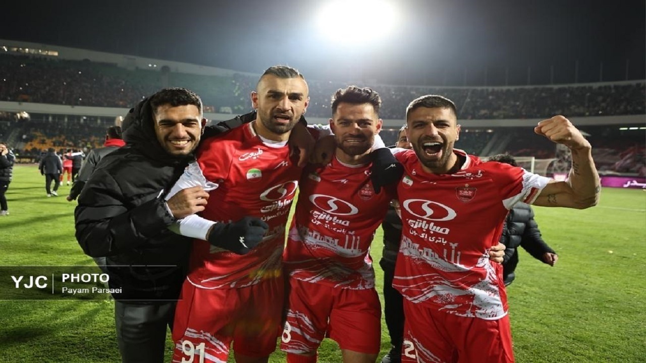 برگزاری مراسم رونمایی از تمدید قرارداد ۲ ستاره پرسپولیس