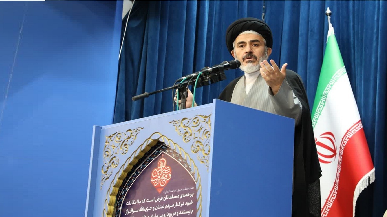 نباید اجازه داد مبانی انقلاب به فراموشی سپرده شود