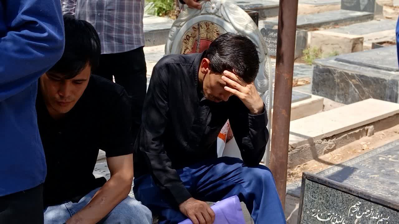 مراسم وداع با شهید افغانستانی مراسم وداع با شهید افغانستانی