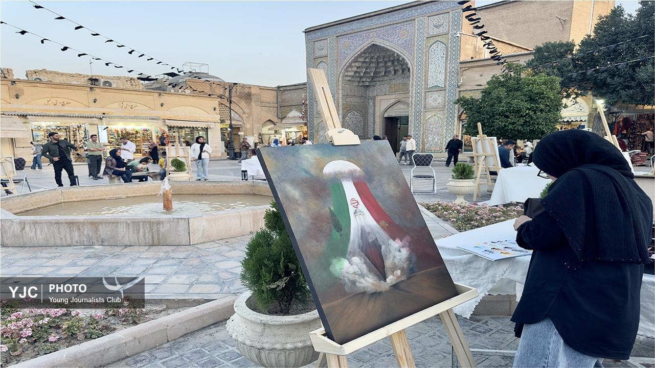 قلمو‌ها روایتگر ایستادگی شدند/ گردهمایی هنری «بوم حماسه» در پاسداشت عزت و اقتدار ملی + تصاویر