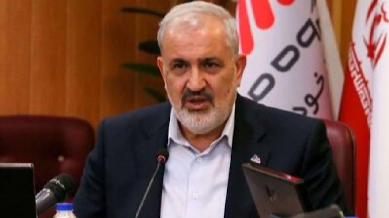مردم را باید برای استفاده از لوازم برقی کم‌مصرف تشویق کرد