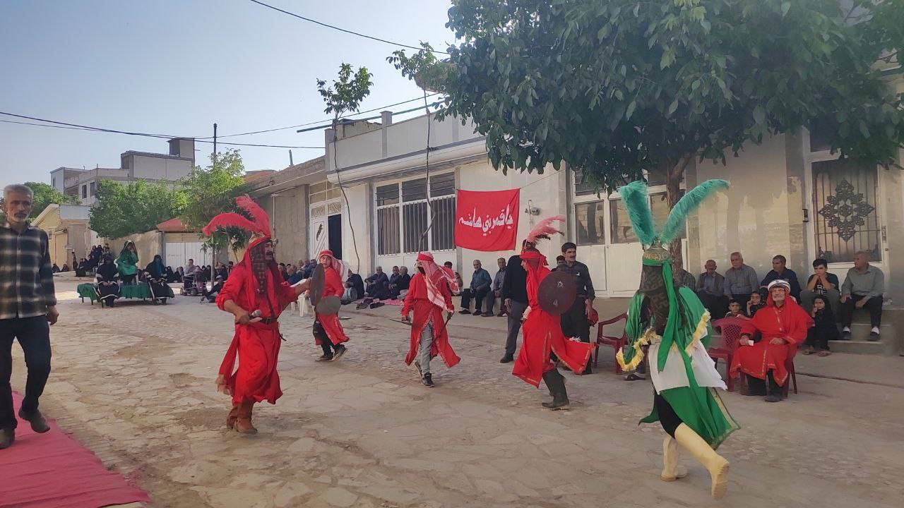 مراسم تعزیه خوانی در روستای توآباد