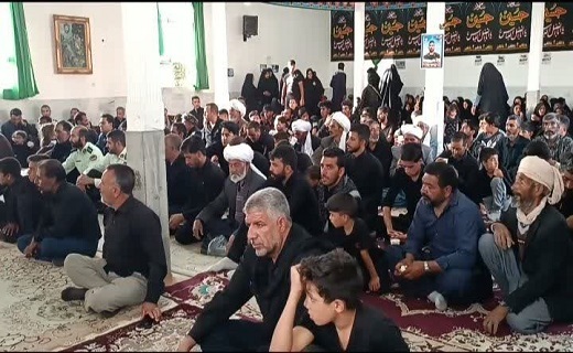 عزاداری به یاد جوان رشید امام حسین (ع) + تصاویر