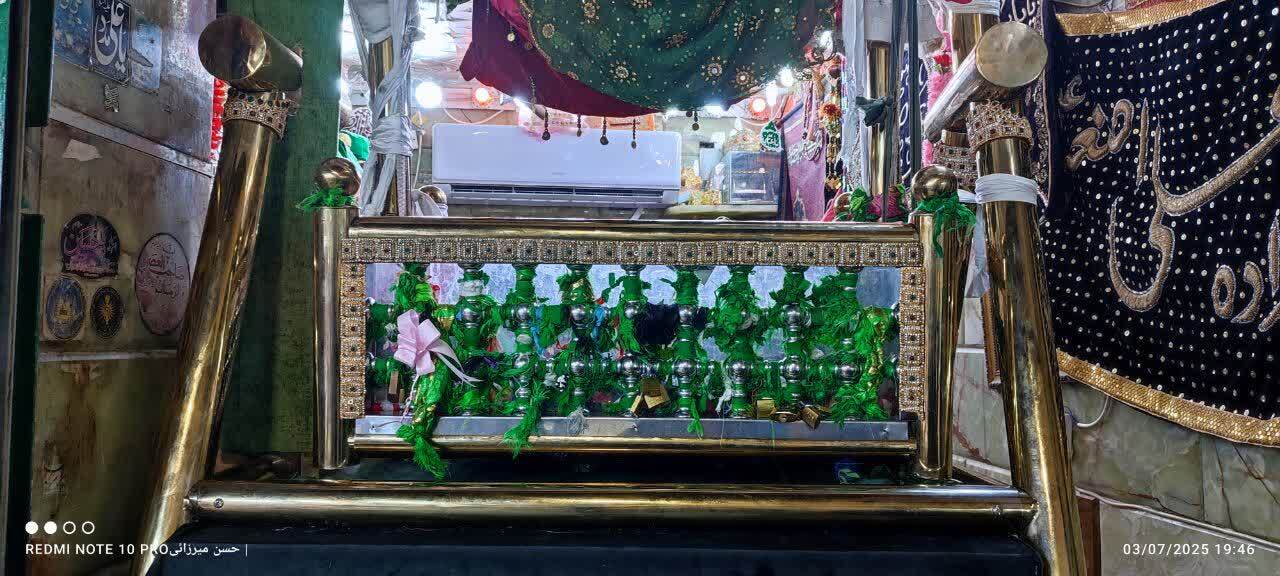 مراسم سوگواری سید و سالار شهیدان امام حسین(ع) مراسم سوگواری سید و سالار شهیدان امام حسین(ع)