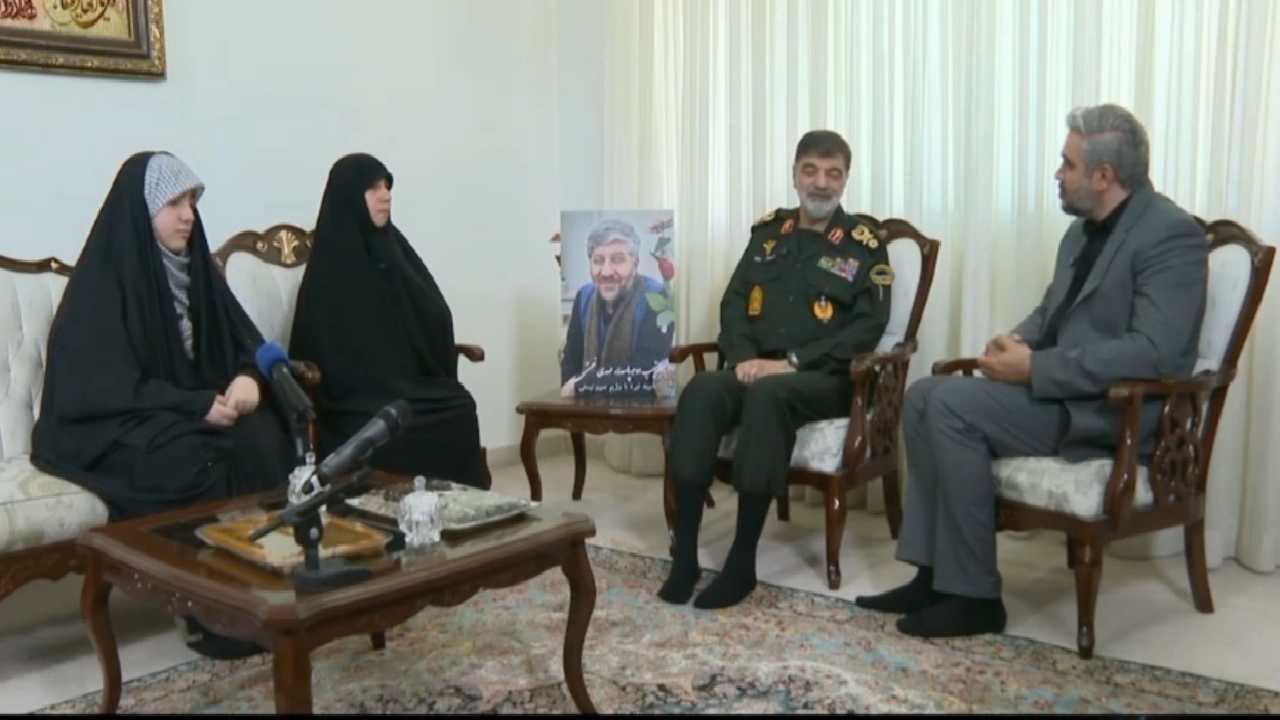 بدون تعارف با خانواده شهید پلیس با حضور سردار رادان + فیلم