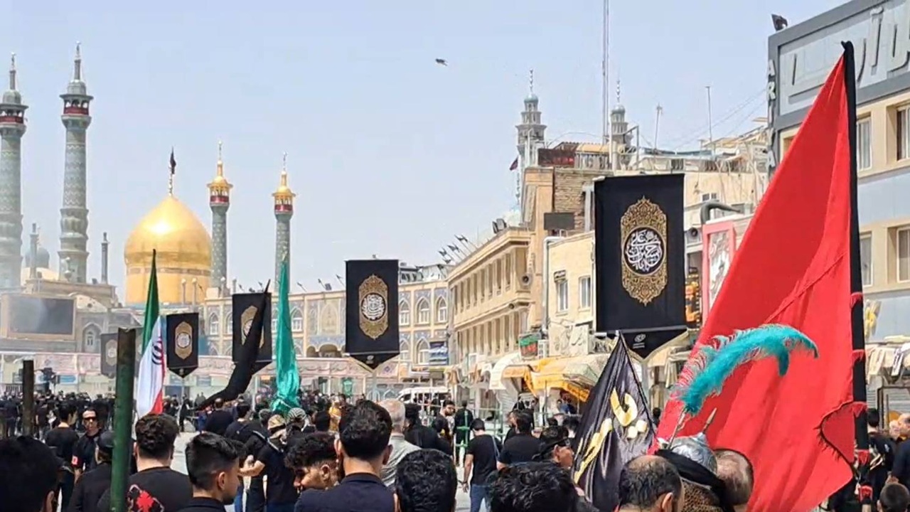 حرم حضرت معصومه(س) میزبان سوگواران حسینی در روز تاسوعا شد + فیلم