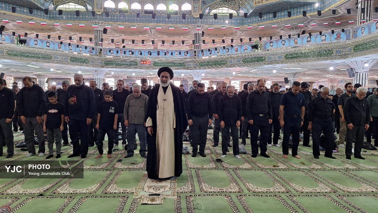 اقامه نماز ظهر تاسوعا در چهارمحال و بختیاری+تصاویر
