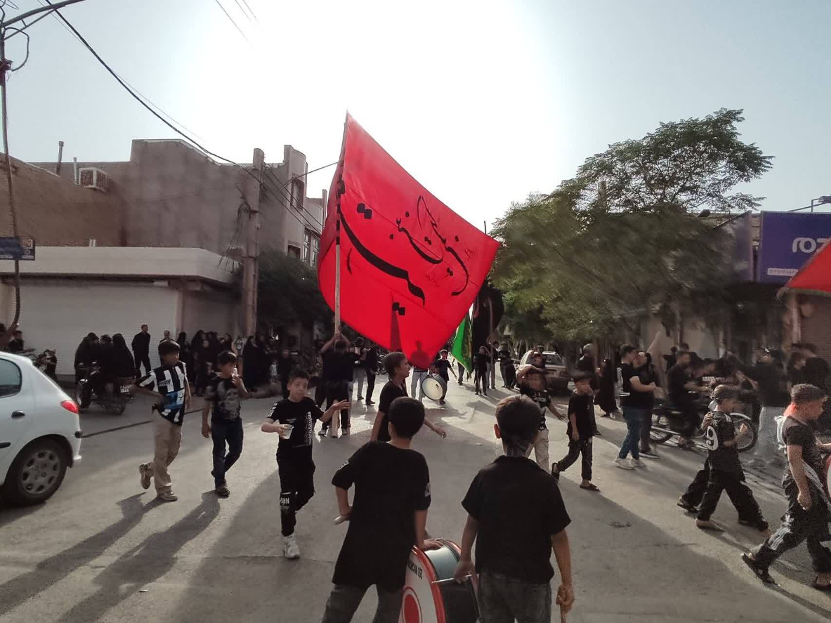 مراسم سوگواری روز عاشورا مراسم سوگواری روز عاشورا