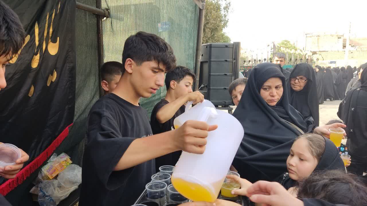 برپایی ایستگاه صلواتی برپایی ایستگاه صلواتی