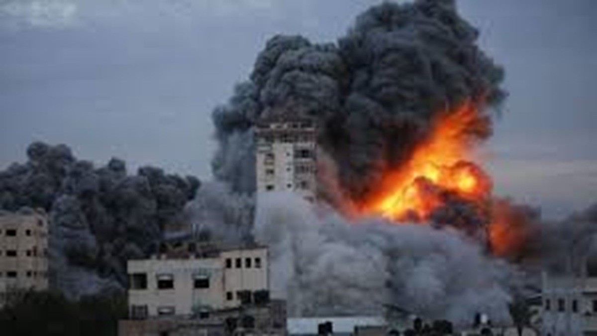 بیش از دو میلیون فلسطینی در ۱۸ درصد غزه زندگی می‌کنند + فیلم