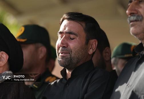 پیکر شهیدان مدافع وطن &laquo;سید حسین موسوی&raquo; و &laquo;علی بازگیر&raquo; در خرم&zwnj;آباد تشییع شد + تصاویر/منتشر نشود