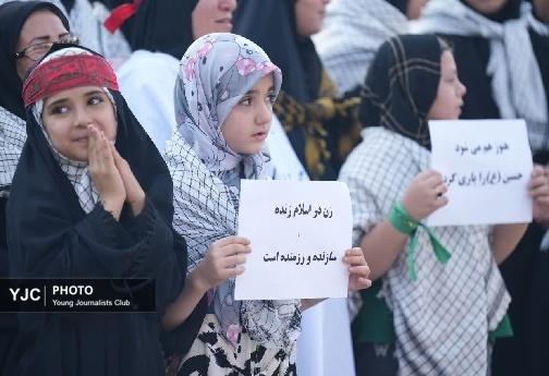 اجتماع بزرگ بانوان زینبی در خرم آباد + تصاویر/منتشر نشود