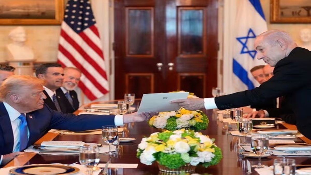 صهیونیست‌ها از کاربران واتس‌اپ جاسوسی می‌کنند + فیلم
