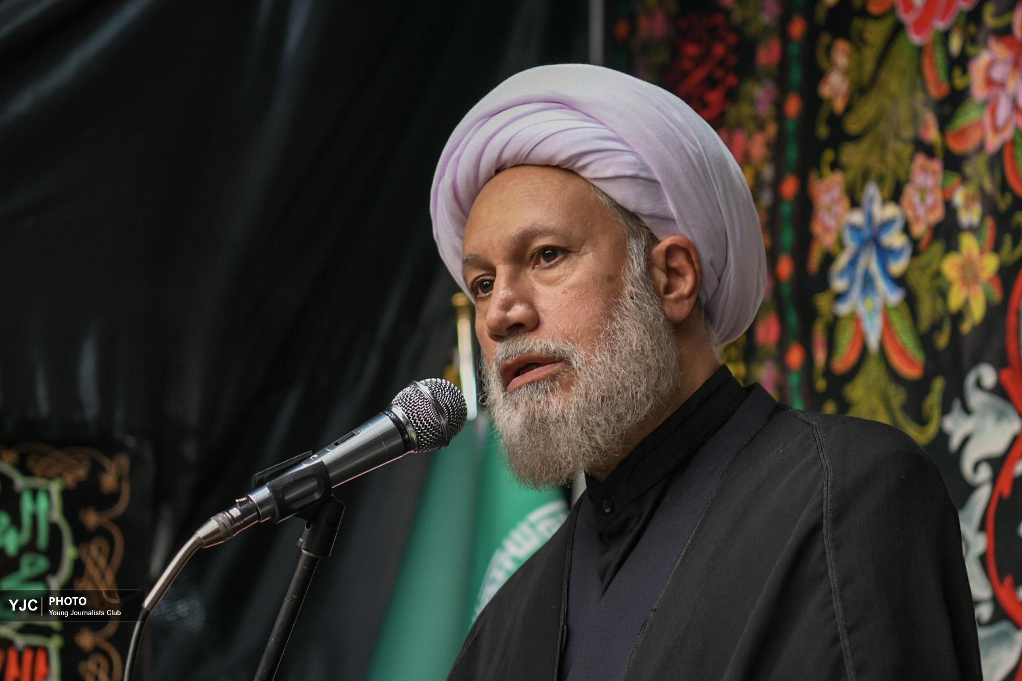 نوای ماتم کربلا در سومین حرم اهل&zwnj;بیت(ع) شیراز + تصاویر