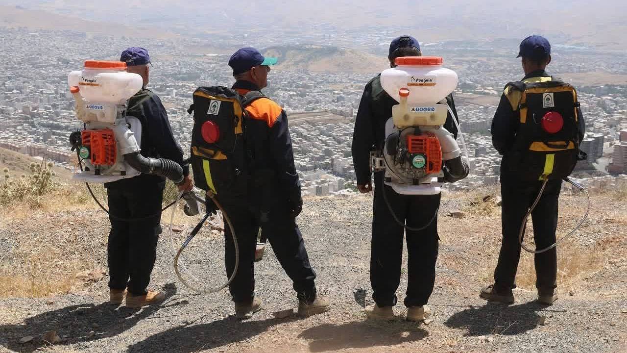 تمهیدات شهرداری سنندج برای مقابله با حریق در پارک‌های جنگلی/تاکید بر مشارکت سمن‌ها و شهروندان