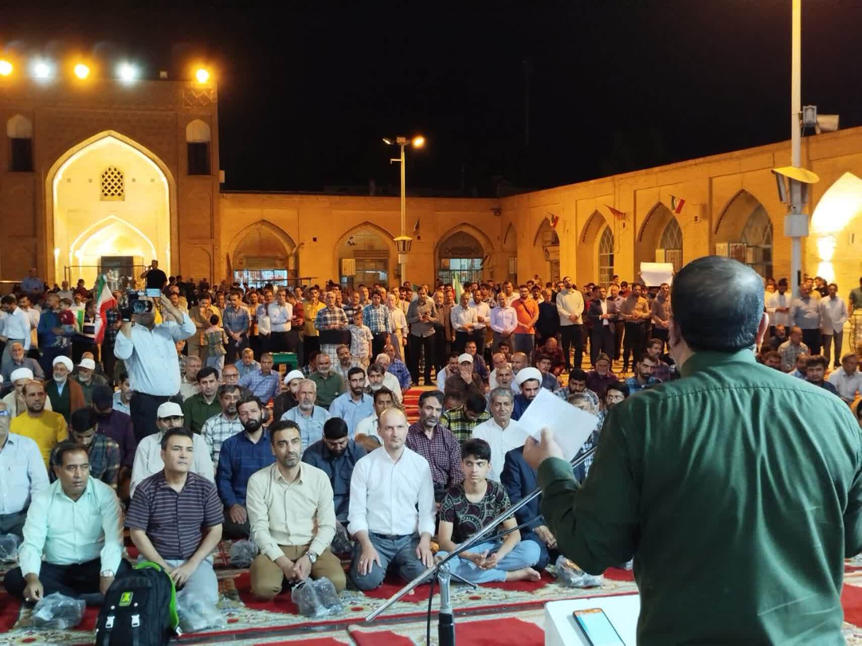 اجتماع عظیم نمازگزاران نیشابوری