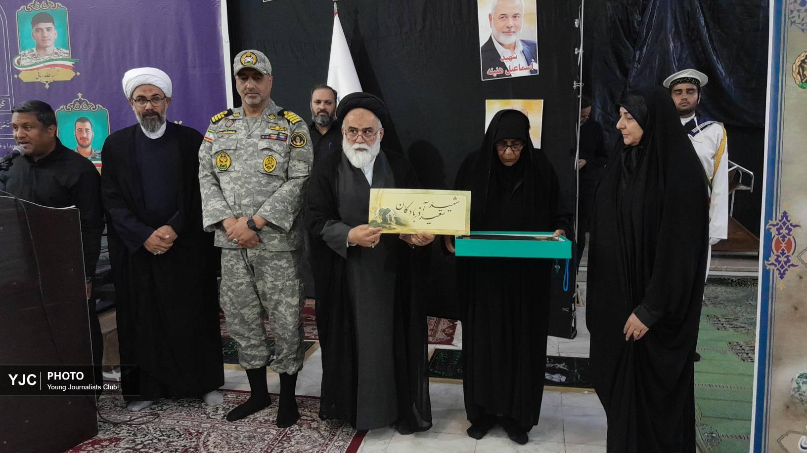 برگزاری محفل قرآنی &laquo;به سوی فتح&raquo; در گلزار شهدای بندرعباس و پنج شهرستان هرمزگان
