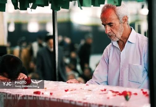 تشییع پیکر شهید محمد محمدی زرین چقا در مصلی الغدیر خرم آباد + تصاویر/منتشر نشود