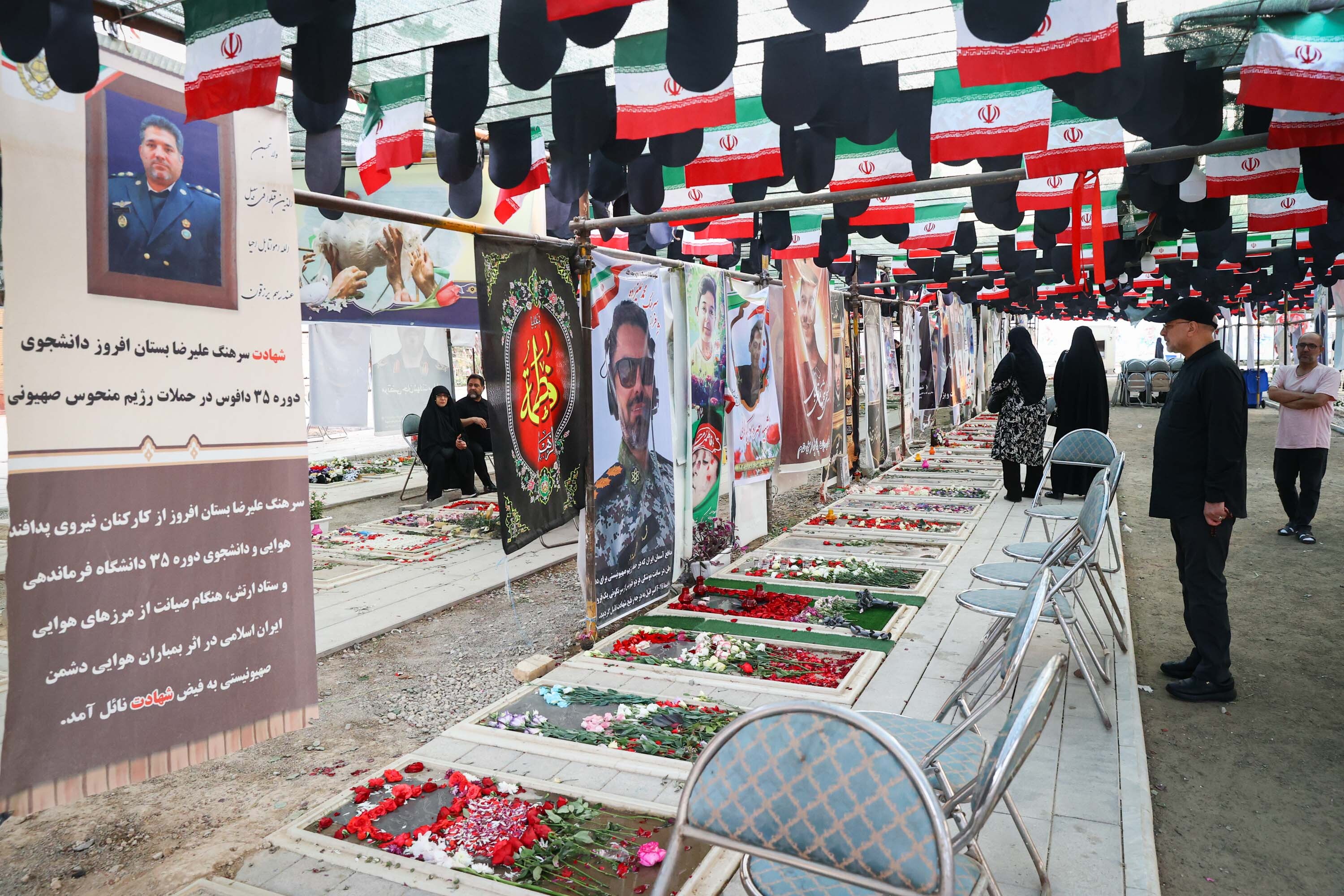 قالیباف در گلزار شهدا