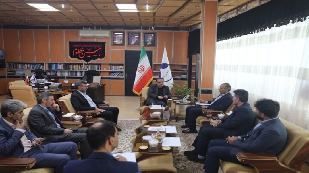باشگاه خبرنگاران -آغاز ساخت نخستین پارکینگ مسقف خورشیدی خاورمیانه در مهران