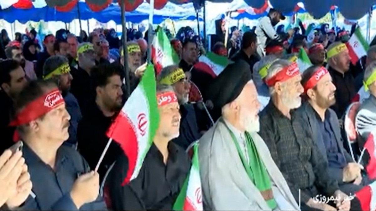 حضور شهید حاج قاسم سلیمانی در کاخ صدام! + فیلم