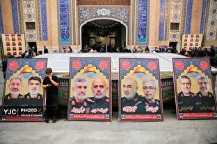 مراسم بزرگداشت شهدای نیروی قدس در دفاع مقدس۱۲ روزه