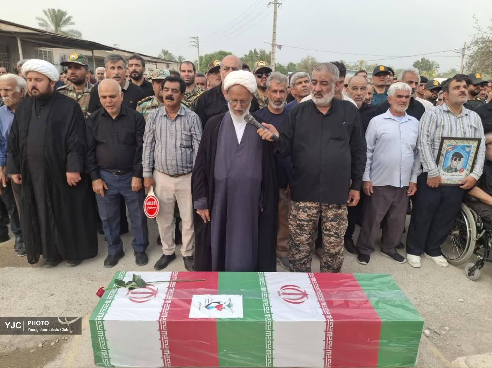 پیکر مطهر جانباز ۷۰ درصد شهید محمدرضا دهقانی در خاک آرام گرفت