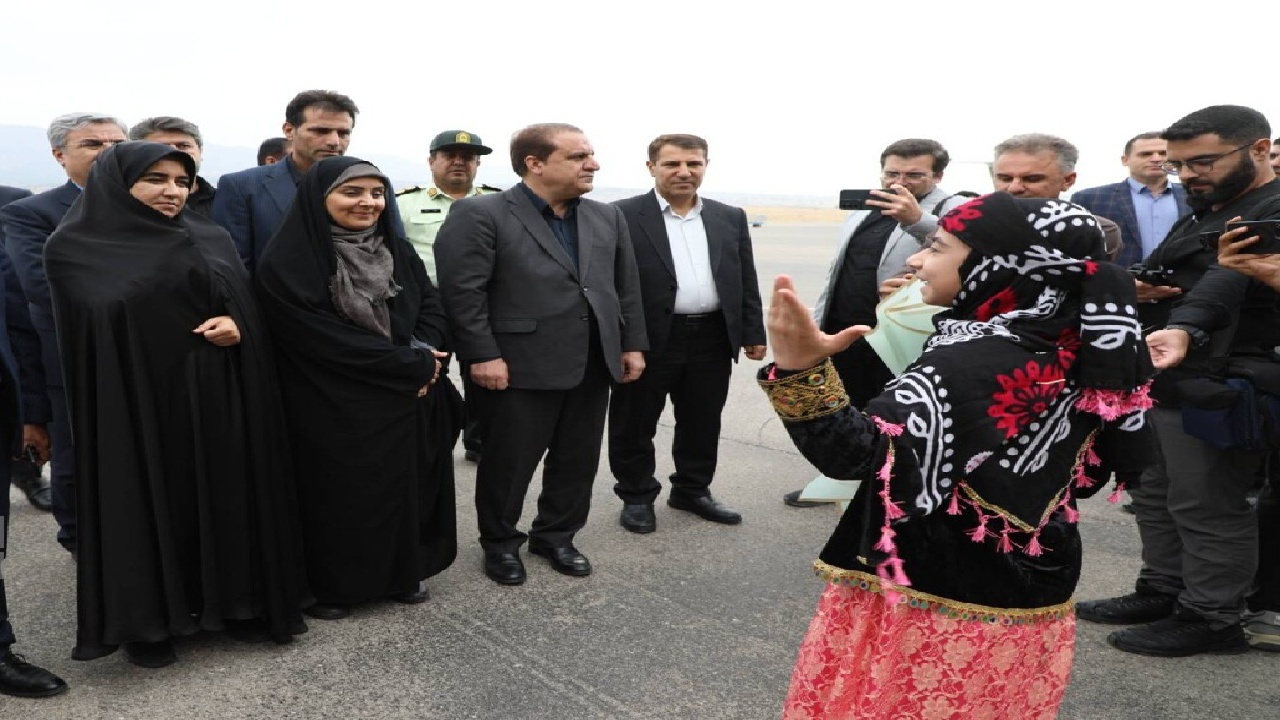 وزیر راه و شهرسازی از پروژه باند دوم تونل آزادی ایلام بازدید کرد