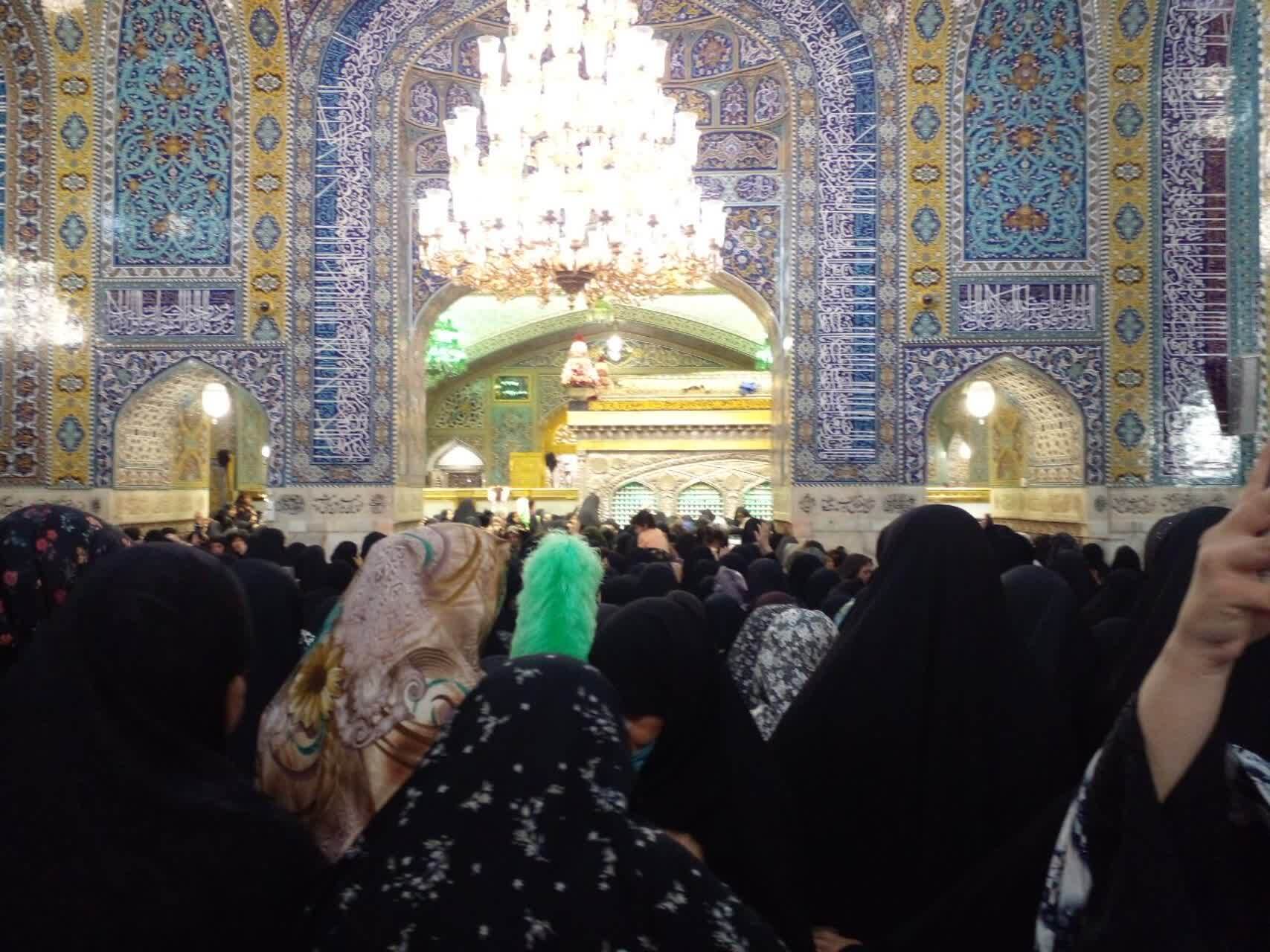 حرم امام رضا(ع)
