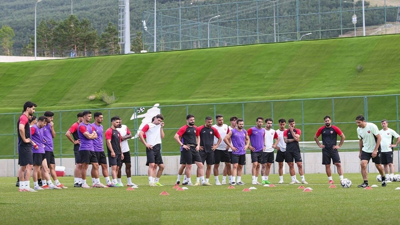 راه دلالان به باشگاه پرسپولیس هموار شد