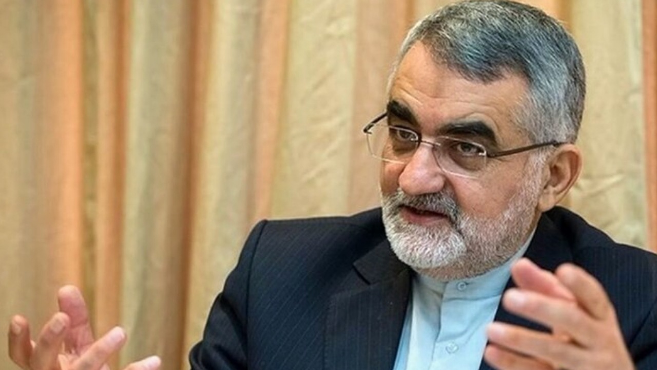 بروجردی: ایران تهدیدپذیر نیست؛ هرگز زیر بار «غنی‌سازی صفر» نخواهیم رفت
