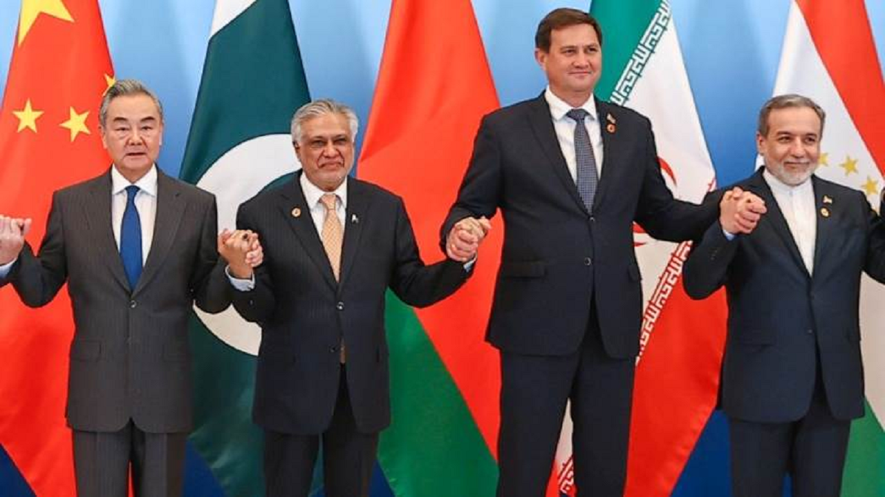 وانگ یی: چین به حمایت از ایران ادامه خواهد داد