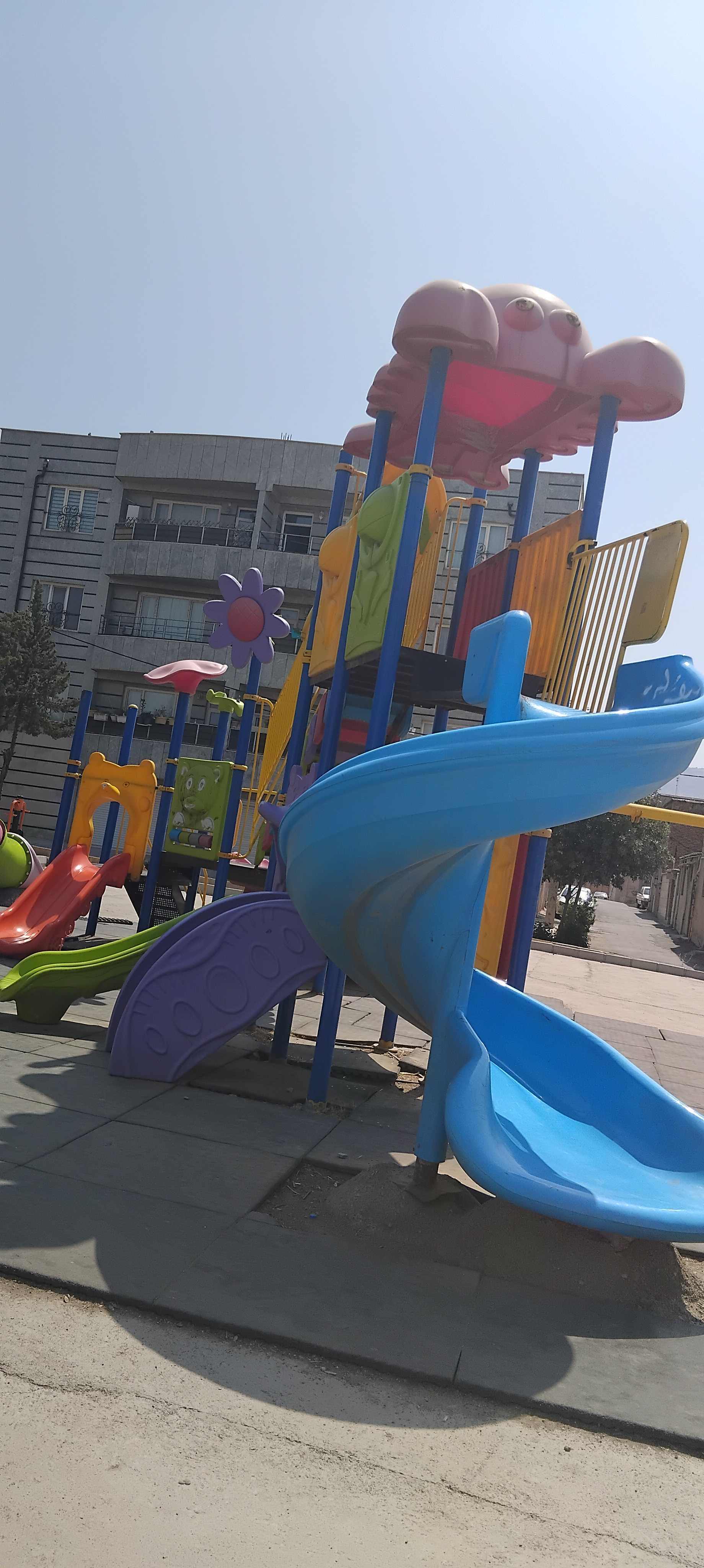 وسایل بازی شکسته